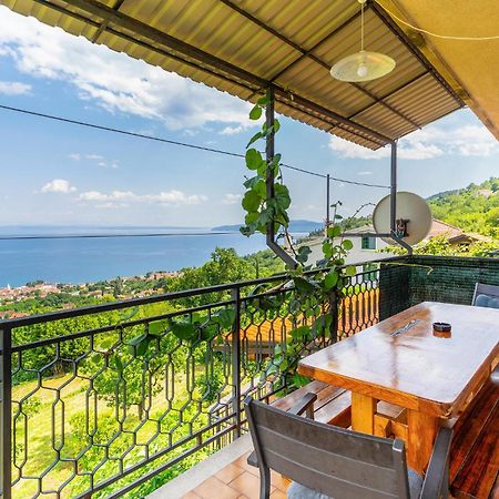 Nice Apartment In Lovran With Kitchen 外观 照片