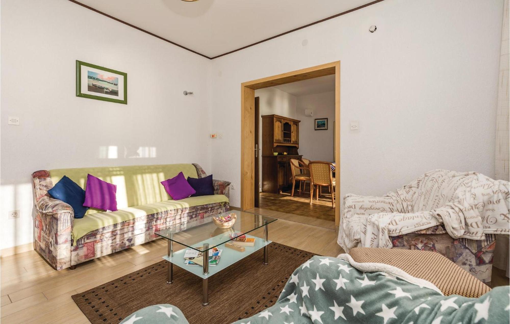 Nice Apartment In Lovran With Kitchen 外观 照片
